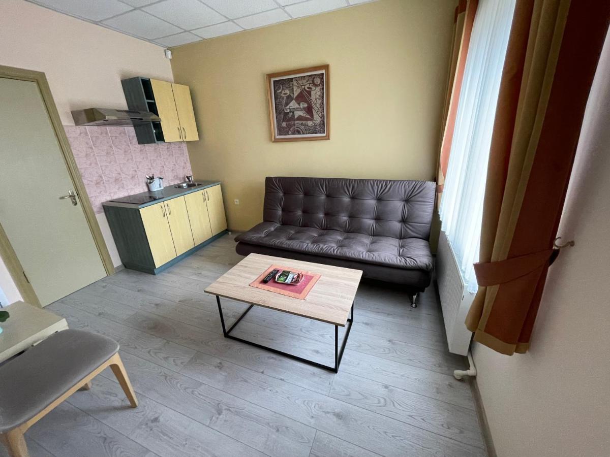 Medziotoju Kiemelis Hotel Palanga Bagian luar foto