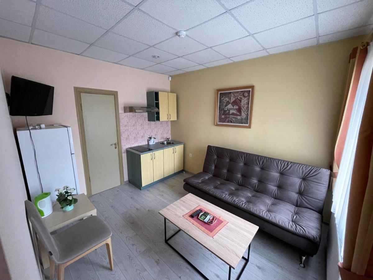 Medziotoju Kiemelis Hotel Palanga Bagian luar foto