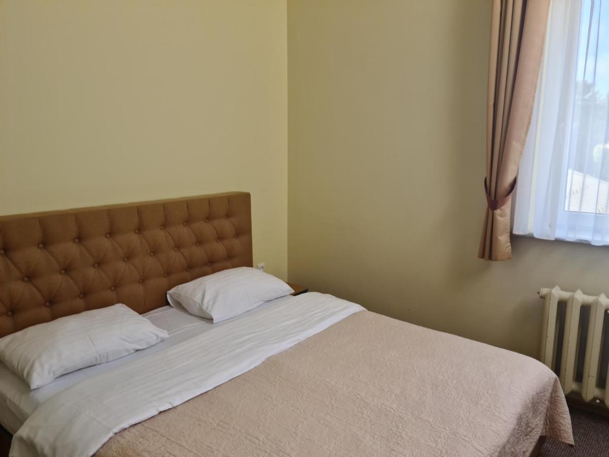Medziotoju Kiemelis Hotel Palanga Bagian luar foto