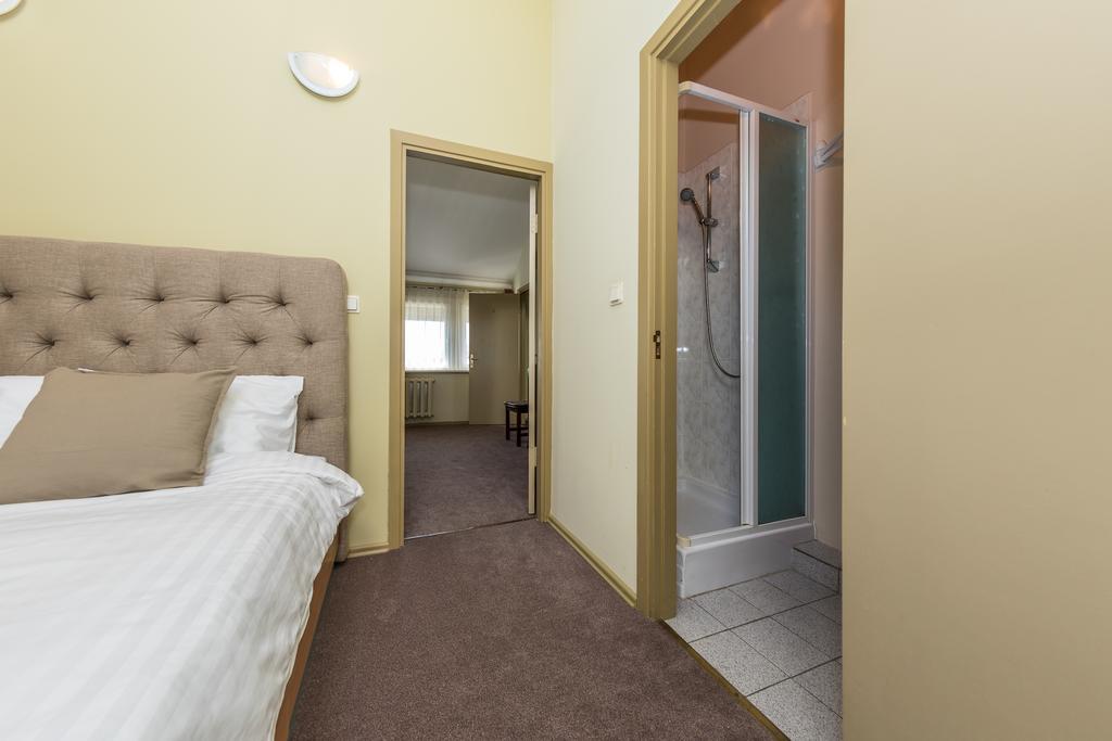 Medziotoju Kiemelis Hotel Palanga Bagian luar foto