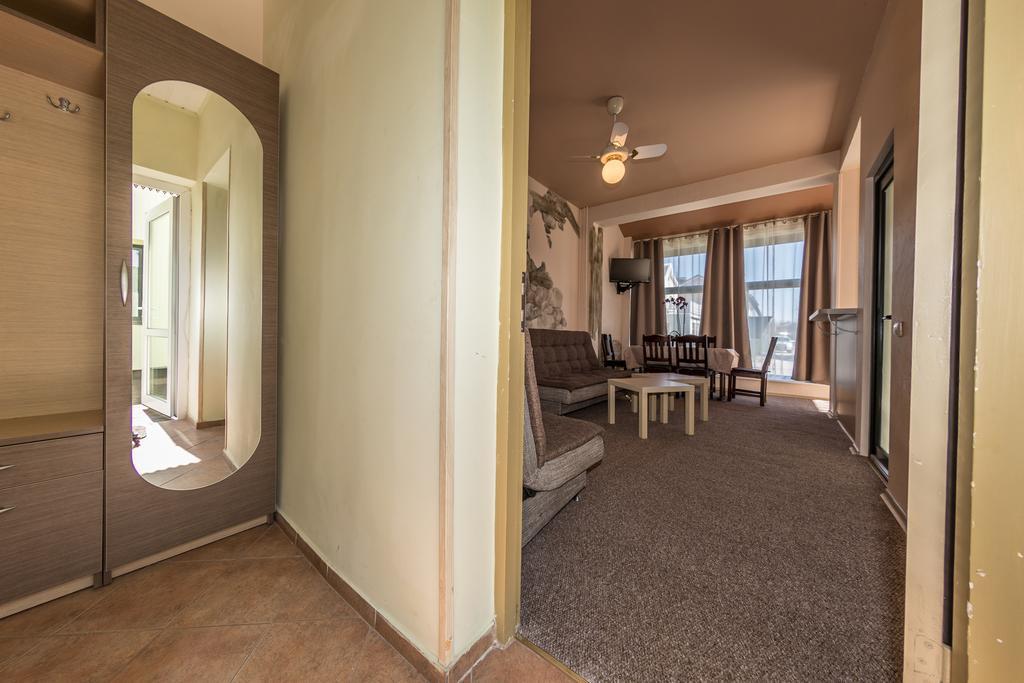Medziotoju Kiemelis Hotel Palanga Bagian luar foto